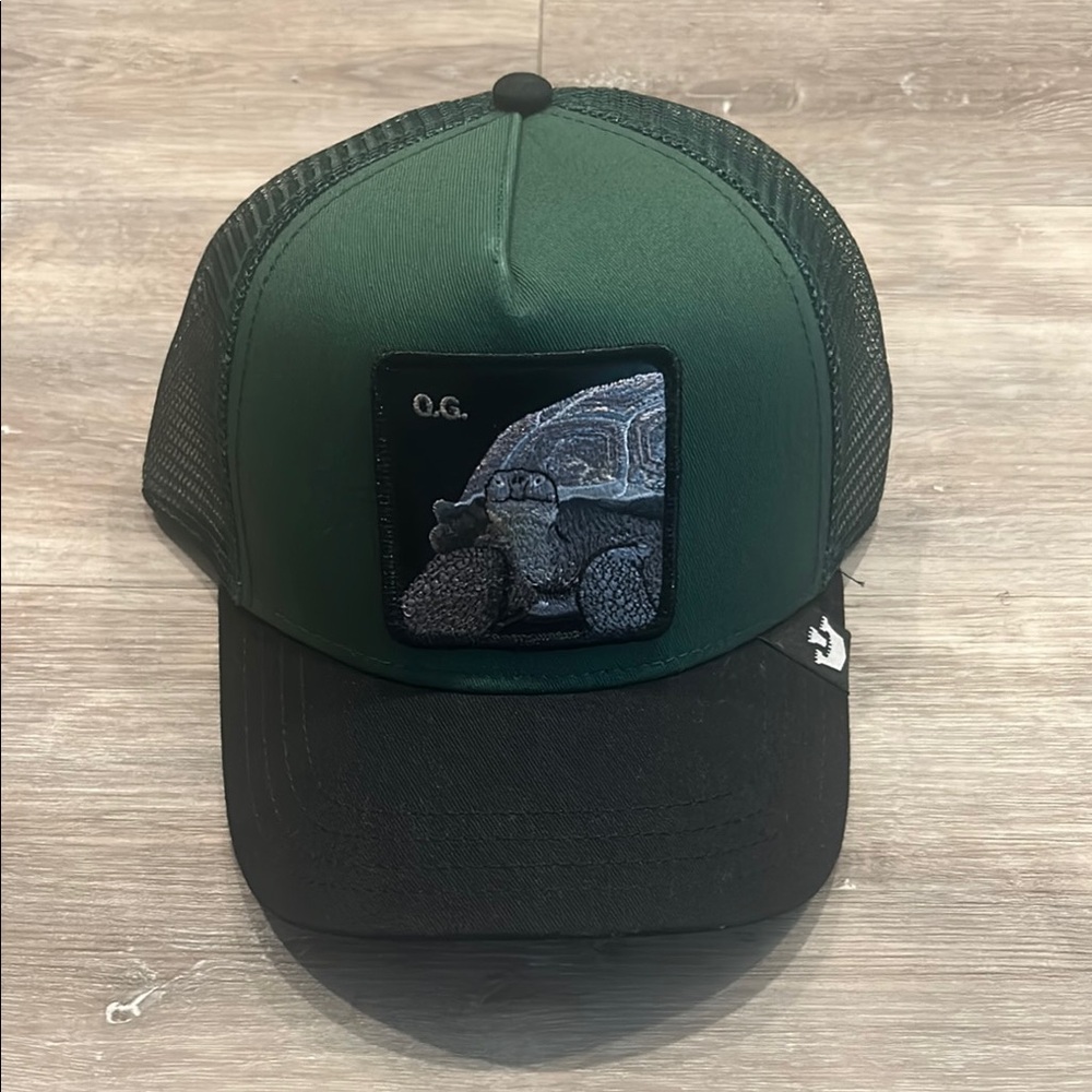 Green And Black Turtle Patch Cap - image 1